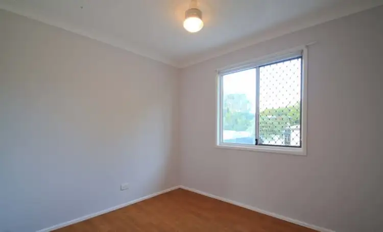 Sixth view of Homely house listing, 5 Skinner Crescent, Silkstone QLD 4304