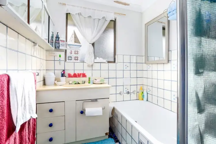 Third view of Homely unit listing, Unit 4/15 Melinda Grove, Lake Heights NSW 2502