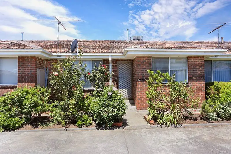 Main view of Homely unit listing, 11/25-27 Newton Crescent, Lalor VIC 3075