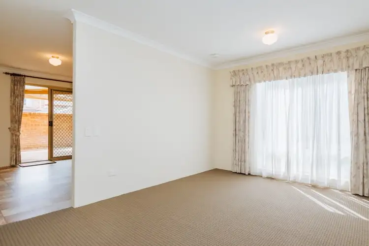 Fourth view of Homely villa listing, 38/7 Harman Road, Sorrento WA 6020