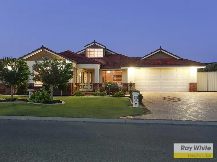52 Roxburgh Circle, Kinross WA 6028