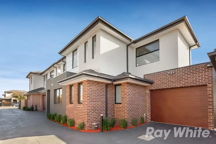 2/210 Cumberland Road, Pascoe Vale VIC 3044