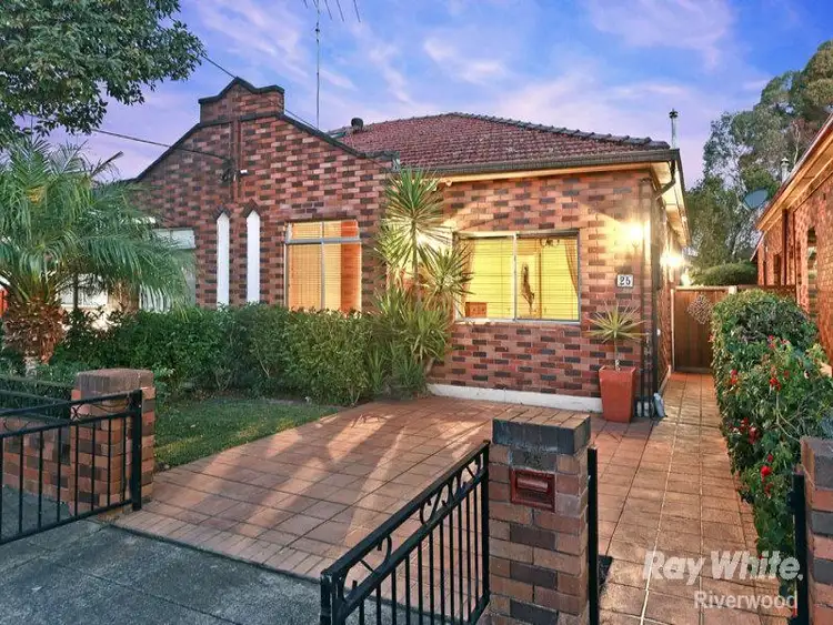 25 Edgbaston Road, Beverly Hills NSW 2209