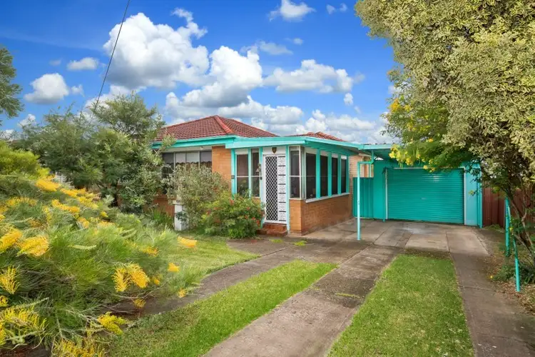 10 Hurlstone Avenue, Glenfield NSW 2167