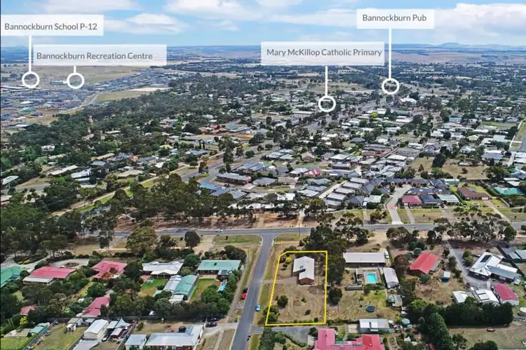 Second view of Homely house listing, 5 Earl Crescent, Bannockburn VIC 3331