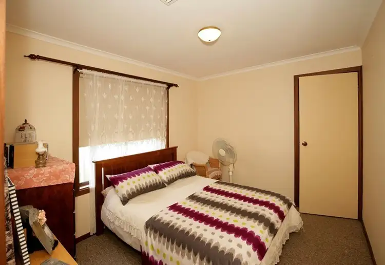 Fifth view of Homely house listing, 6 Ontario Drive, Lake Albert NSW 2650