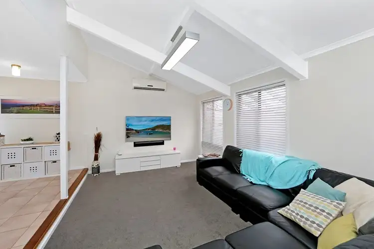 19 Newhaven Place, Bateau Bay NSW 2261