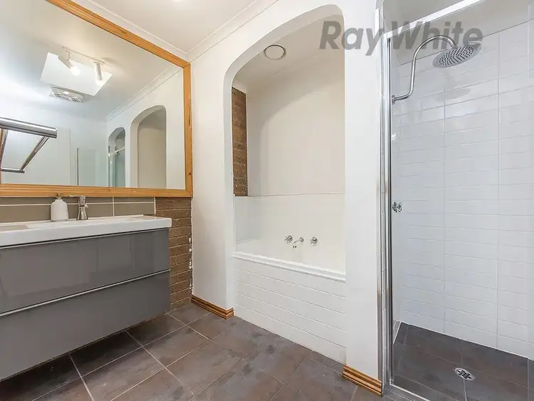 Sixth view of Homely house listing, 4 Newark Court, Albanvale VIC 3021