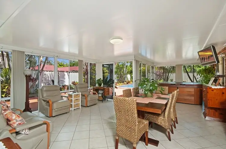 8 Melia Place, Yamba NSW 2464