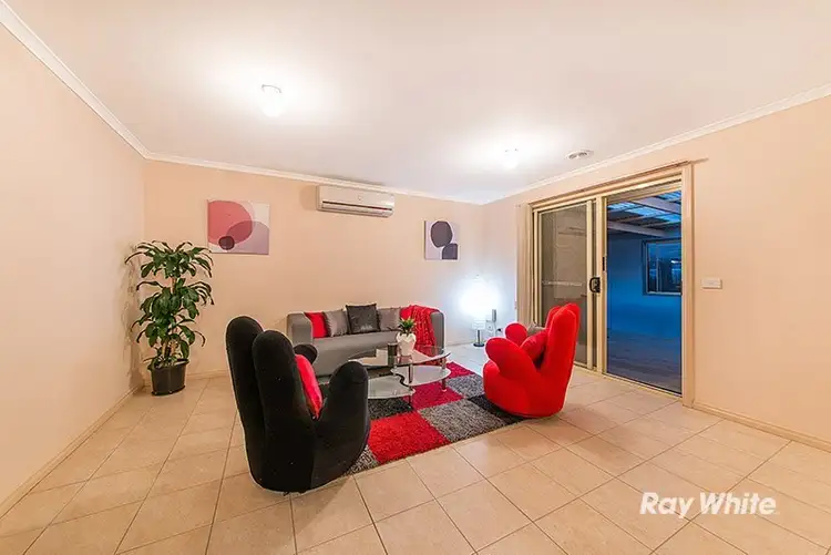 Fifth view of Homely house listing, 10 Tauna Place, Cranbourne West VIC 3977