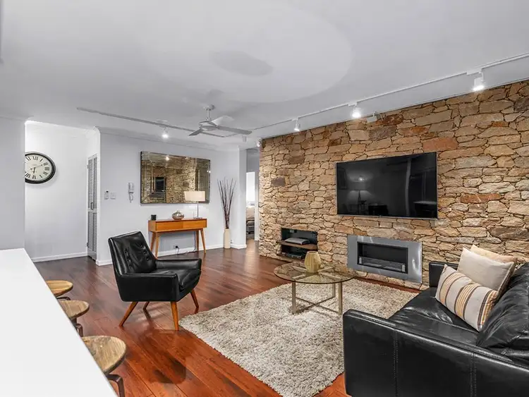 2/12 Hanworth Street, East Brisbane QLD 4169