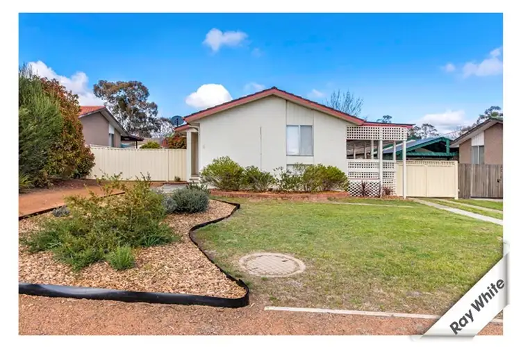 6 Hopman Place, Holt ACT 2615