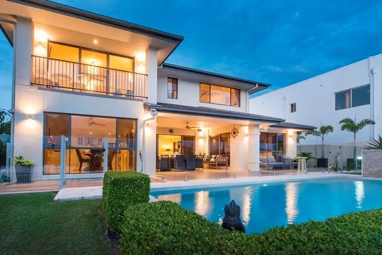 12 Parkview Place, Helensvale QLD 4212