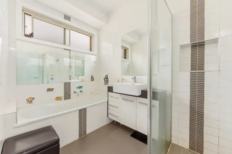 Fifth view of Homely house listing, 27 Frost Drive, Delahey VIC 3037