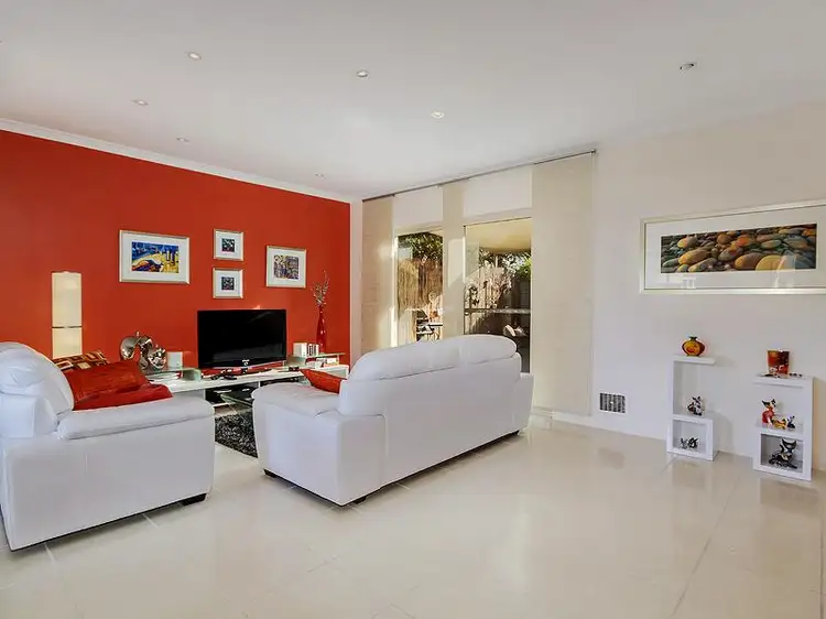 Fourth view of Homely unit listing, 1/72A Cooper Street, Mandurah WA 6210