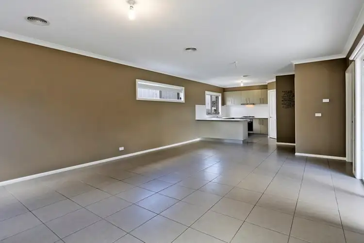 5B Corvi Court, Lara VIC 3212