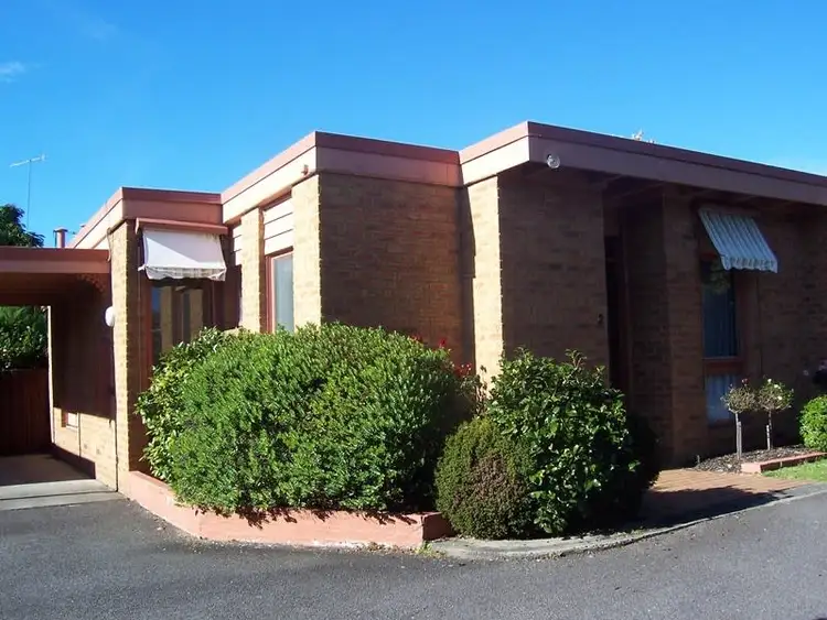 Seventh view of Homely unit listing, 2/18 Gordon Street, Traralgon VIC 3844