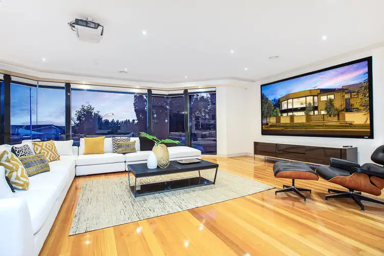 1/2 Sandlewood Lane, Sanctuary Lakes VIC 3030