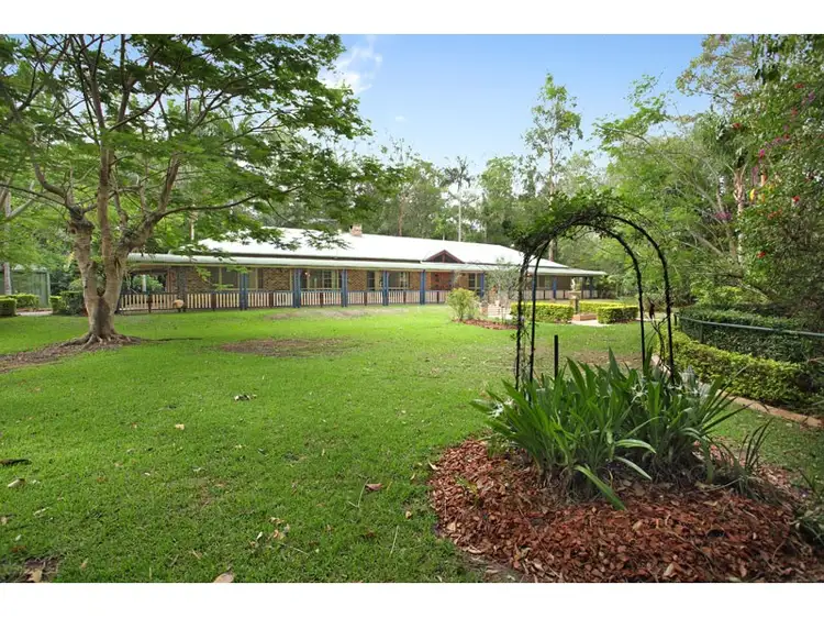 7 La Vista Court, Cashmere QLD 4500