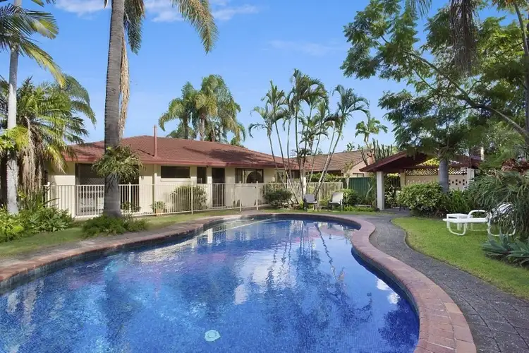 11 Forster Avenue, Sorrento QLD 4217