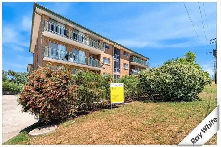 10/17 Carinya Street, Queanbeyan NSW 2620
