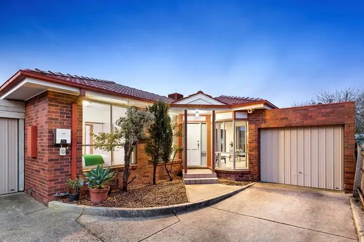 2/10 Harlington Street, Clayton VIC 3168
