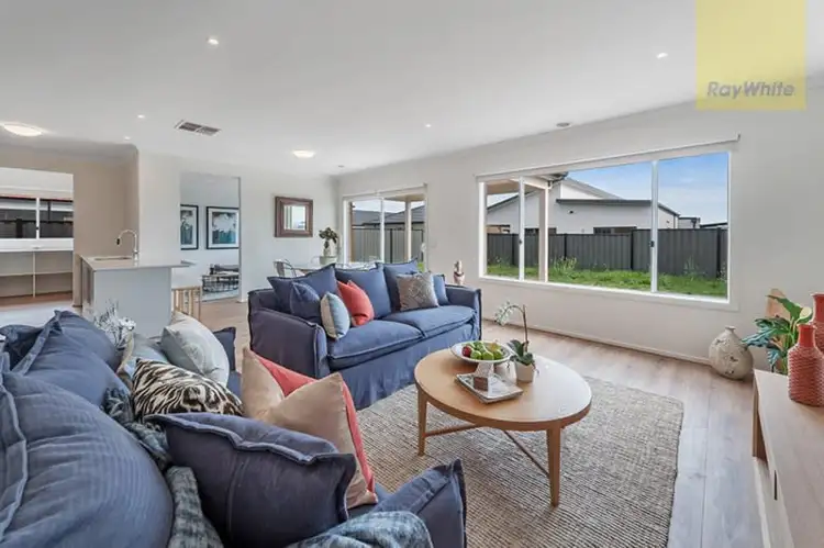 Sixth view of Homely house listing, 6 Dacite Way, Craigieburn VIC 3064