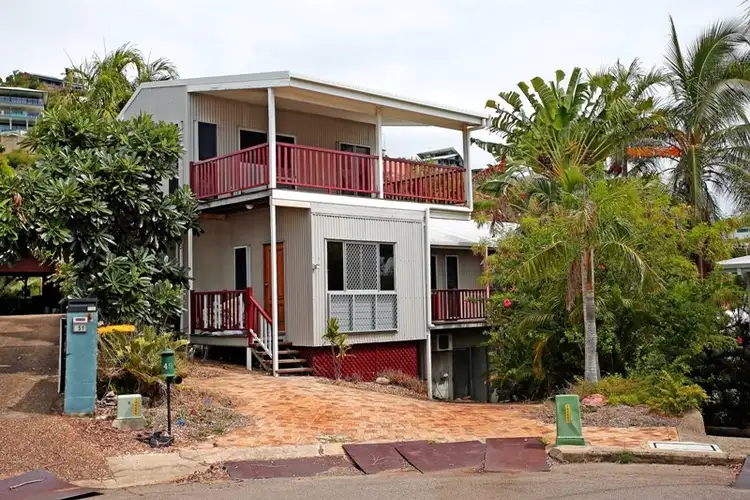 49 Gilbert Crescent, Castle Hill QLD 4810