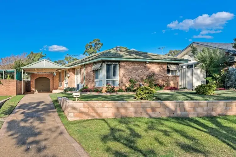 10 Kullaroo Avenue, Bradbury NSW 2560
