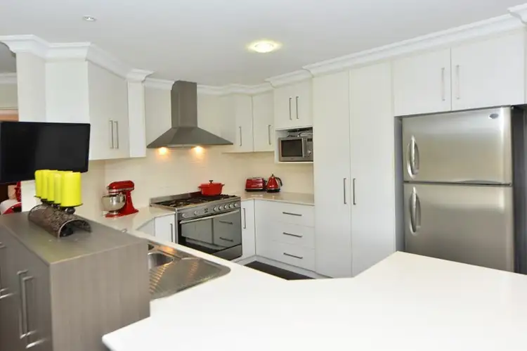 Third view of Homely house listing, 6 Beardsworth Court, Middle Ridge QLD 4350