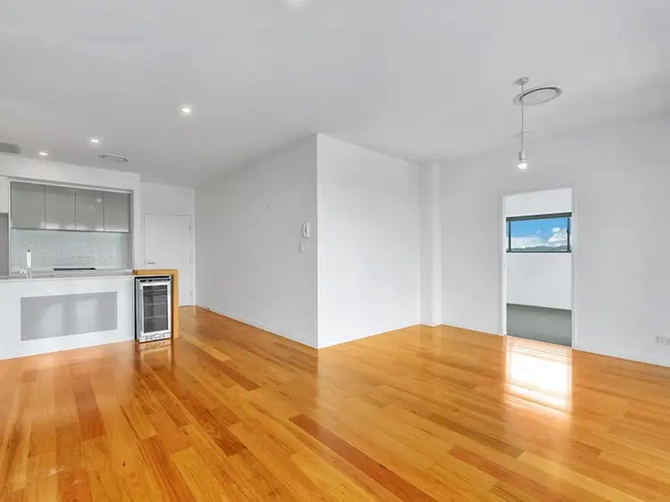 Third view of Homely unit listing, 25/24 Ernest Street, Morningside QLD 4170