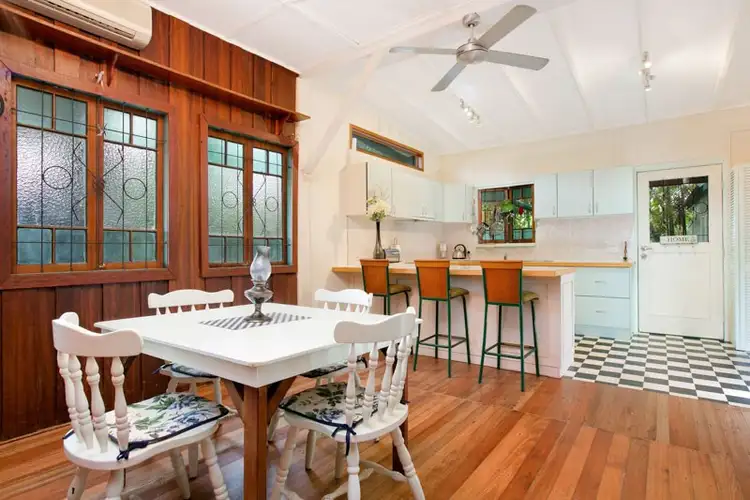 26 Miles Street, Manoora QLD 4870