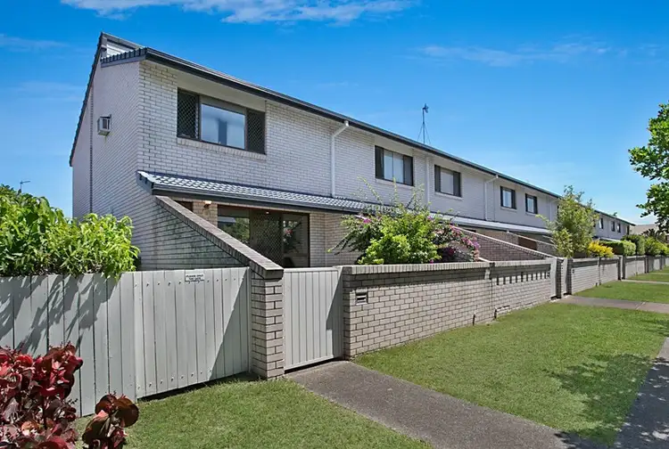 Fifth view of Homely unit listing, 1/52 Bordeaux, Mermaid Waters QLD 4218
