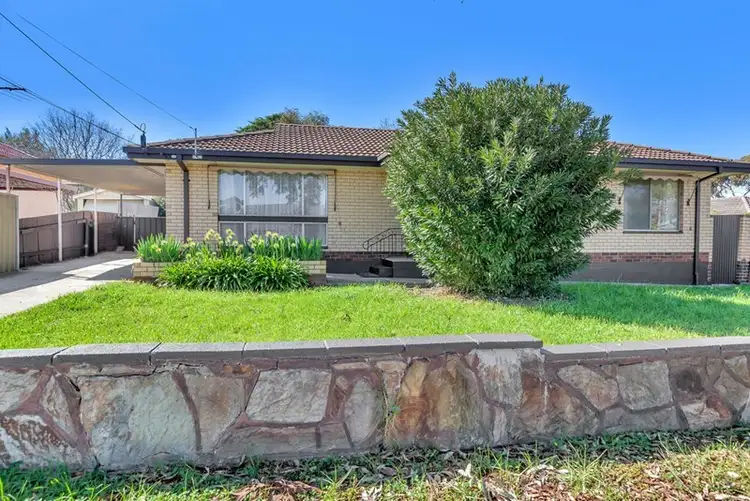 16 Oklahoma Avenue, Para Vista SA 5093