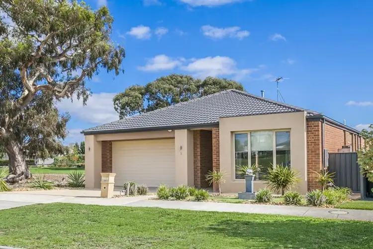 9 Erskine Road, Mernda VIC 3754