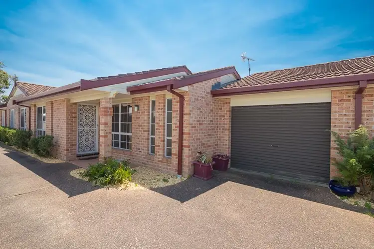 2/20 Ocean Beach Road, Woy Woy NSW 2256