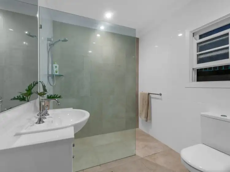 Sixth view of Homely house listing, 20 Waverley Road, Camp Hill QLD 4152