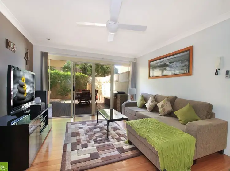 2/66 Kembla Street, Wollongong NSW 2500