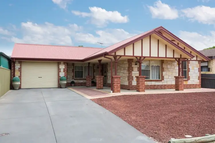 32A Sir Ewen Waterman Drive, North Haven SA 5018