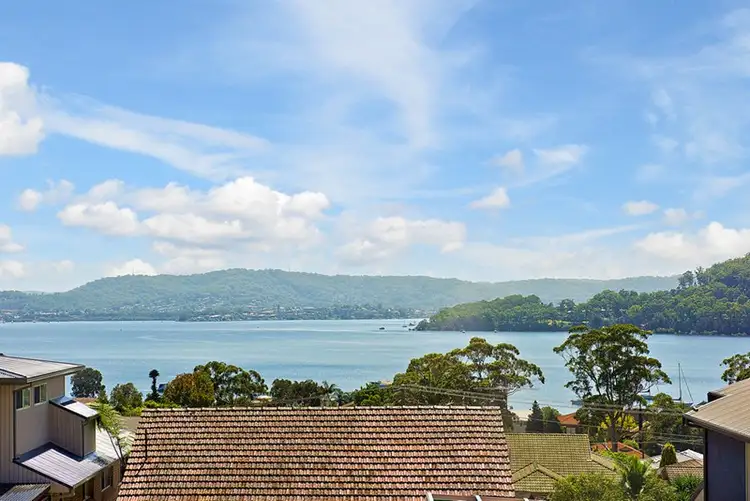 Second view of Homely house listing, 5 View Parade, Saratoga NSW 2251