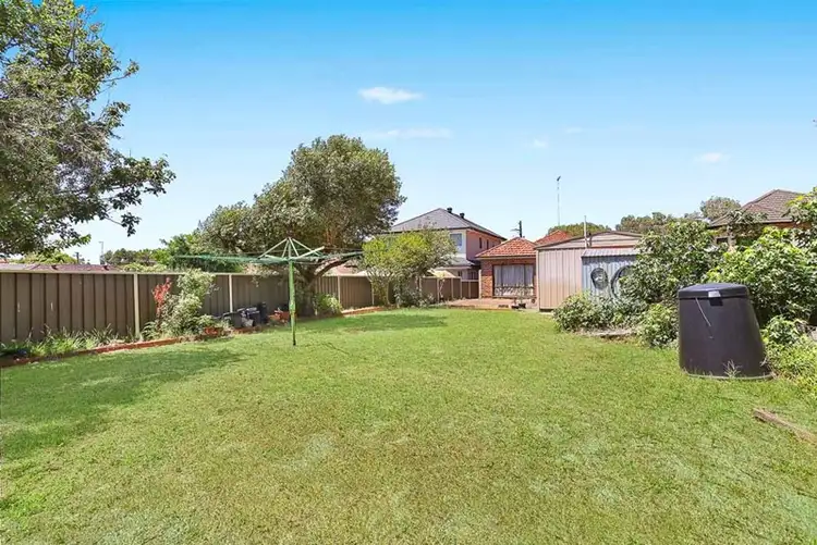 18 Holloway Street, Pagewood NSW 2035