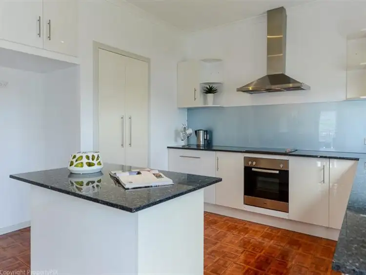 49 Natlee Crescent, Old Beach TAS 7017