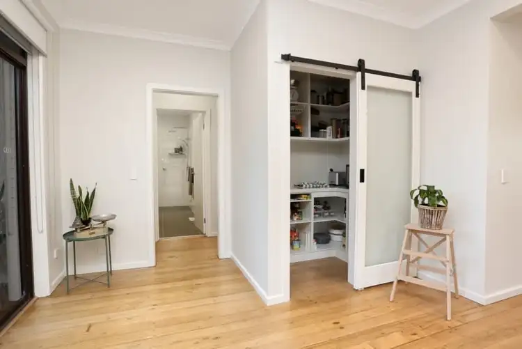 Sixth view of Homely house listing, 6 Dallas Drive, Lalor VIC 3075