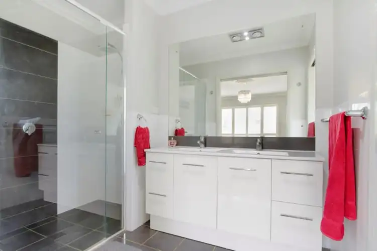 Fifth view of Homely house listing, 7 Cassia Place, Catalina NSW 2536