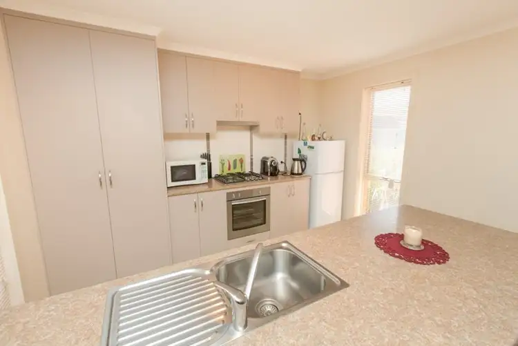 Seventh view of Homely house listing, 9 Chad Court, Red Cliffs VIC 3496