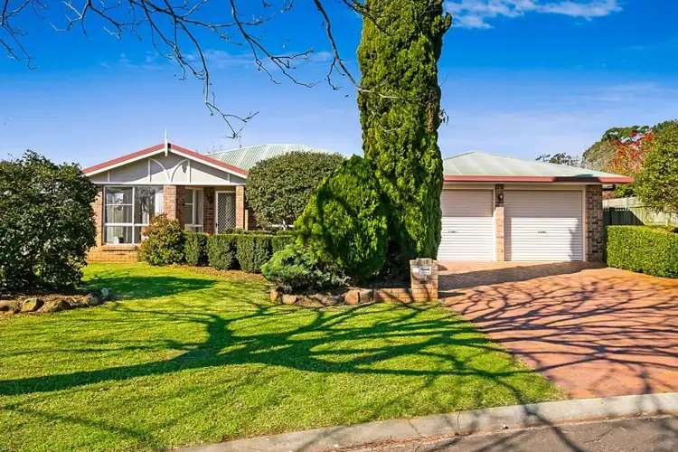 13 Bouganvillea Drive, Middle Ridge QLD 4350