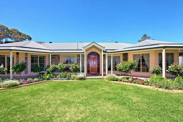 Lot 33 Waller Drive, Clare SA 5453