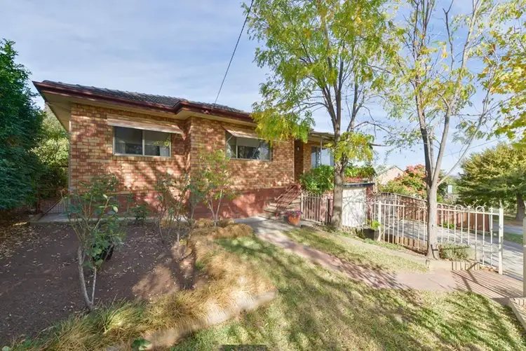 15 Chelmsford Street, Tamworth NSW 2340