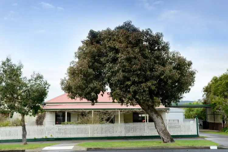 233 Henty Street, Casterton VIC 3311