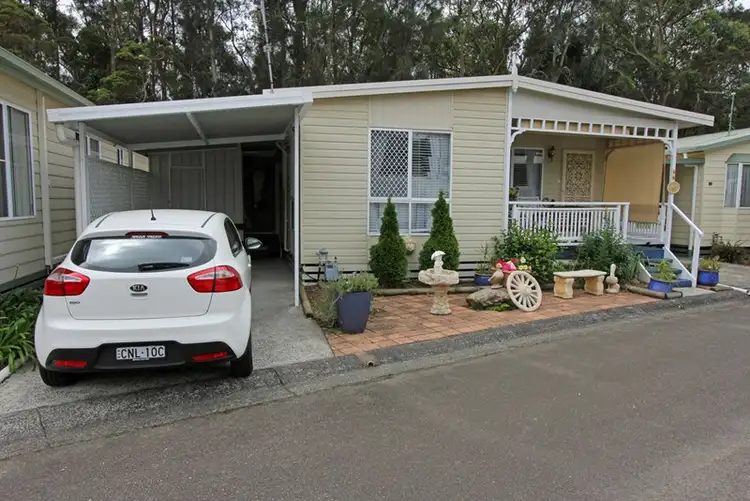 48 Second Avenue, Broadlands Estate, Green Point NSW 2251